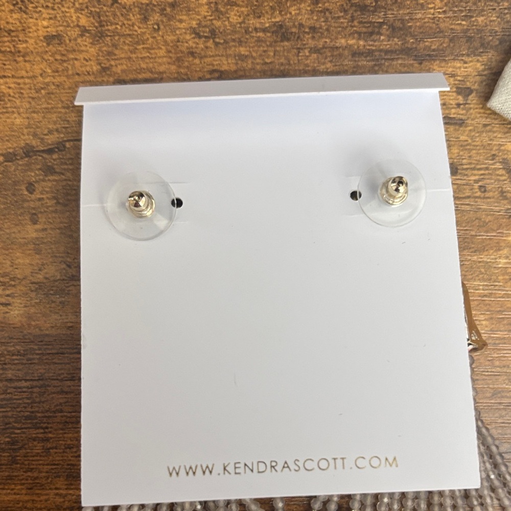 Kendra Scott NWT Gold Decker Tassle Earrings - Picture 4 of 4